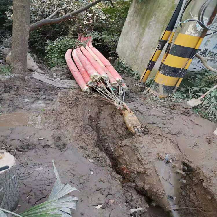 河北拖拉管